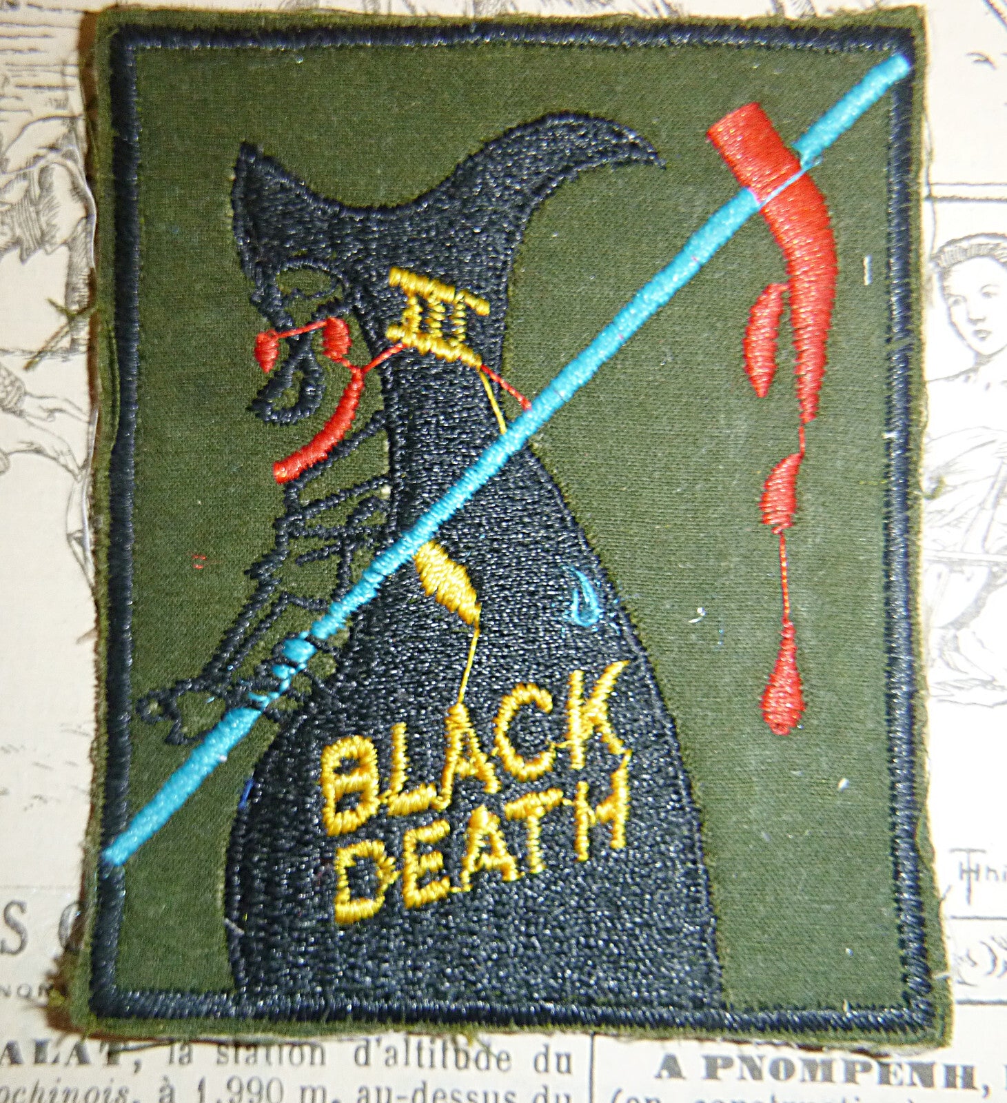 372376
