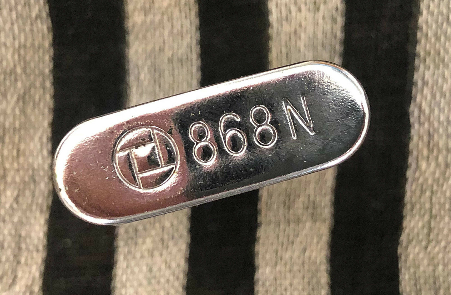 421201