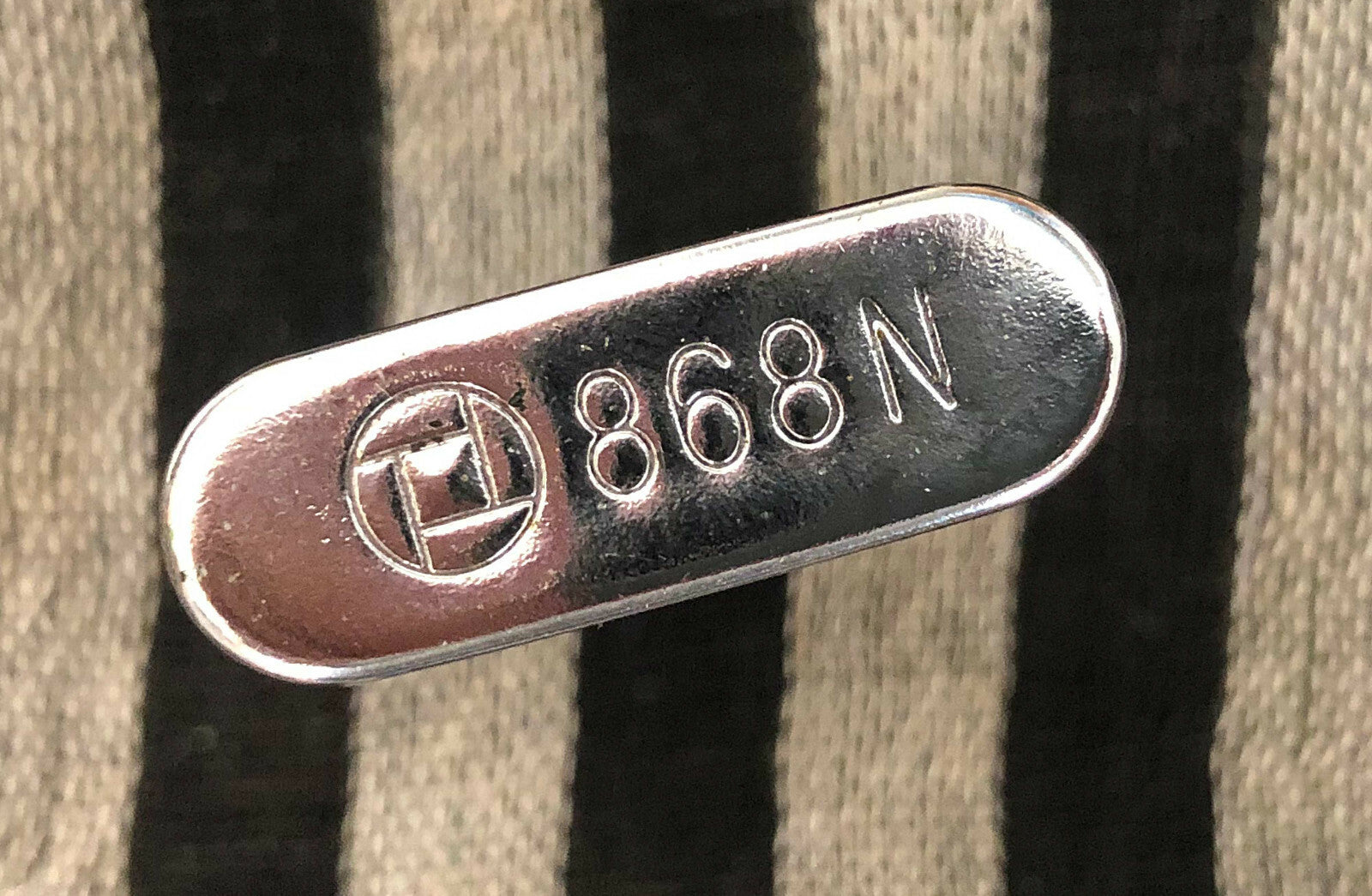 421201